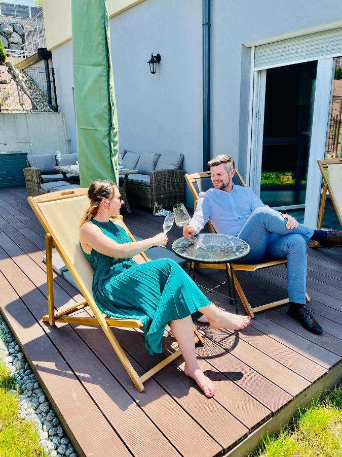 Muhldorf Bei Feldbach Gaestetraum Mit Wunderschoenem Ausblick Und Garten 아파트 외부 사진