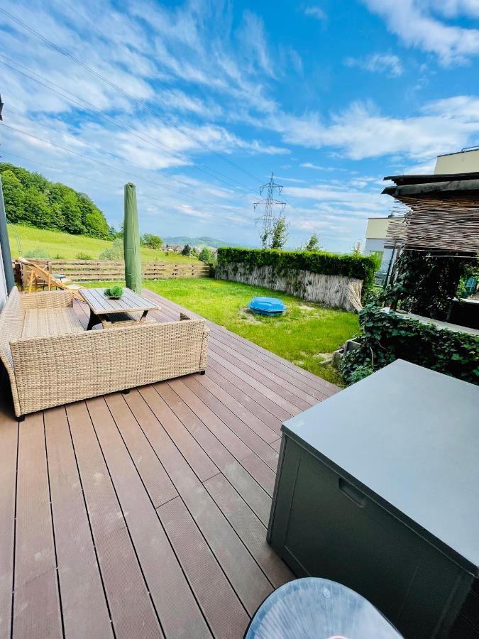 Muhldorf Bei Feldbach Gaestetraum Mit Wunderschoenem Ausblick Und Garten 아파트 외부 사진